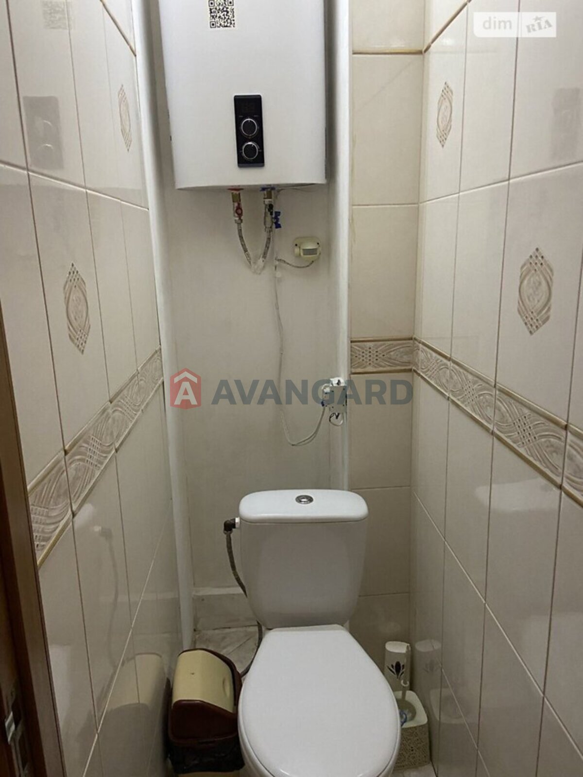 2 ��. ��������, 42/25/6 ��. �., 3/3 ������ ���� 26