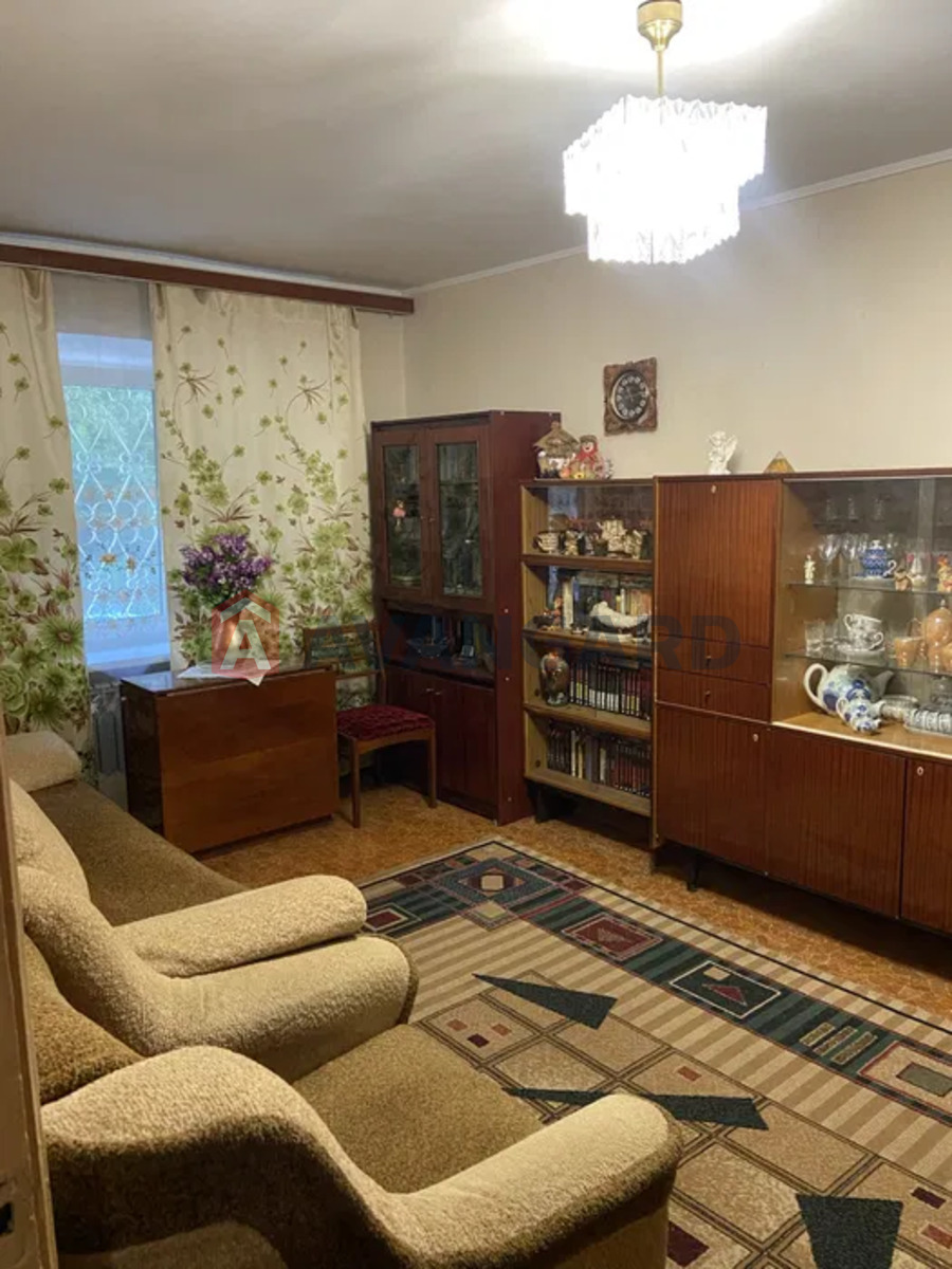 2 ��. ��������, 42,6/27,5/6,7 ��. �., 1/5 ������ ���� 1