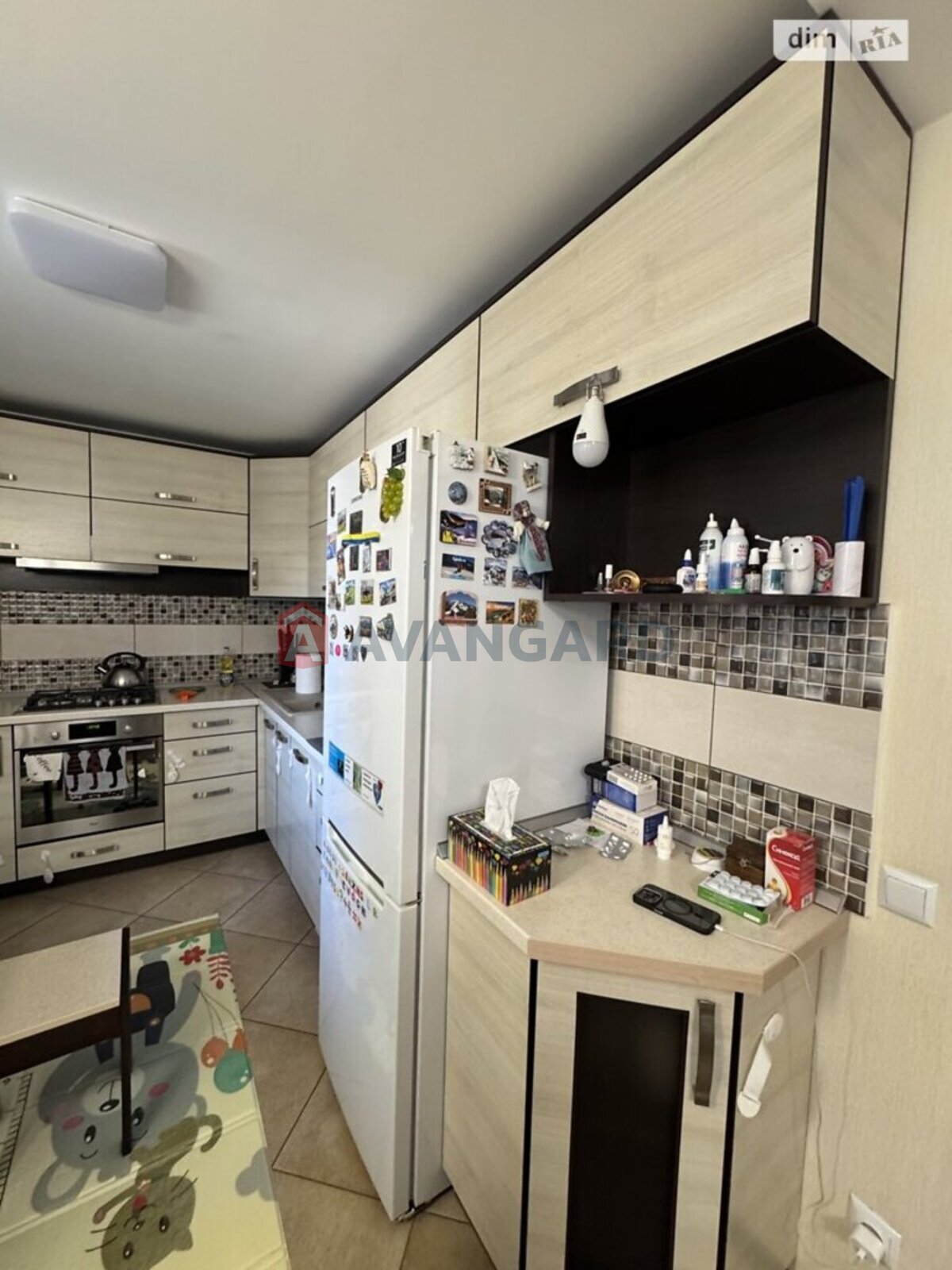 4 ����. ��������, 74/-/- ��. �., 5/9 ���� ���� 10