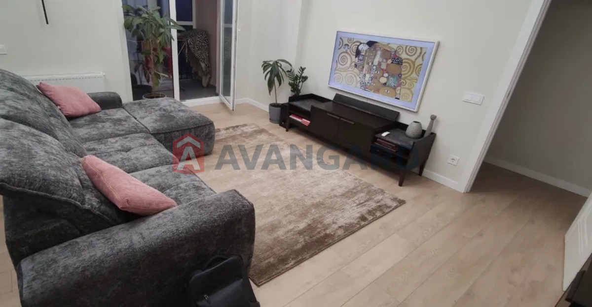 1 ��. ��������, 70/-/15 ��. �., 26/26 ������ ���� 9