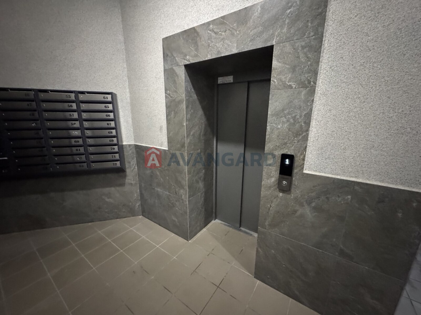 2 ����. ��������, 73/37/14 ��. �., 10/10 ���� ���� 6