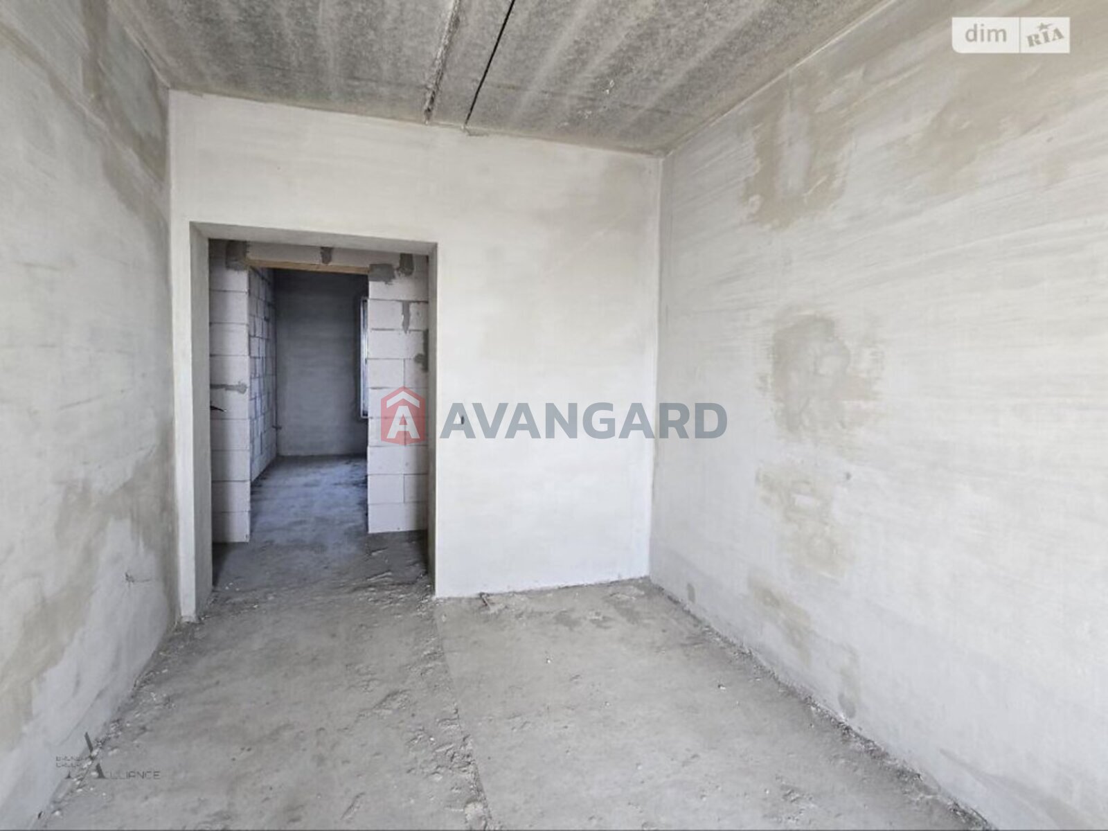 2 ��. ��������, 62/34/14 ��. �., 6/10 ������ ���� 3