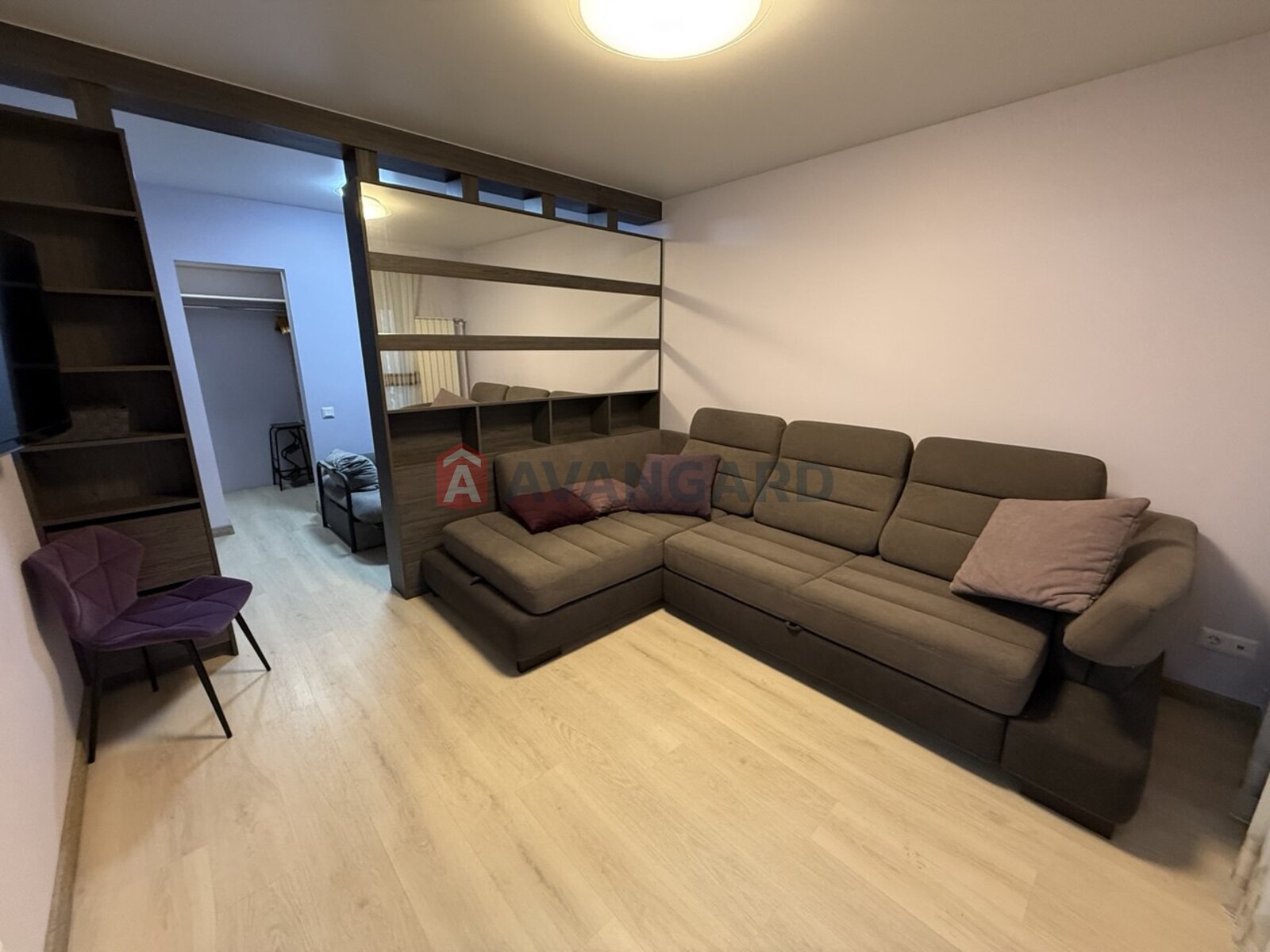 1 ��. ��������, 40/-/15 ��. �., 3/9 ������ ���� 8