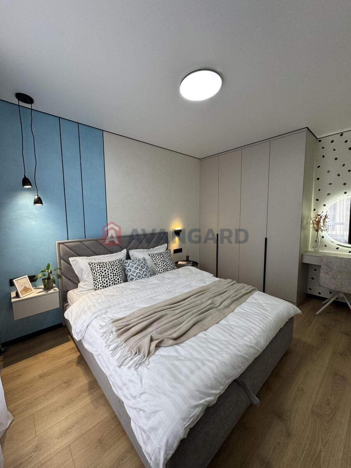 1 ��. ��������, 43/15/24 ��. �., 4/25 ������ ���� 8