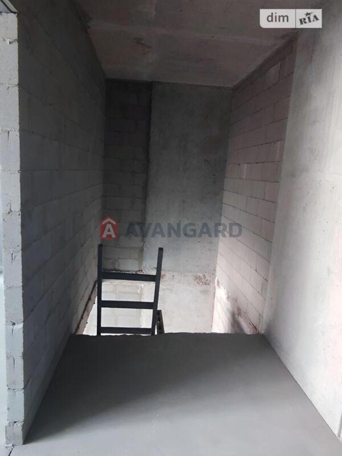 2 ��. ��������, 67/34/11 ��. �., 9/10 ������ ���� 11