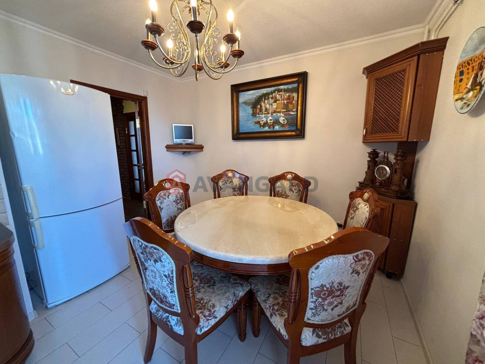 3 ����. ��������, 122/-/15 ��. �., 10/11 ���� ���� 4