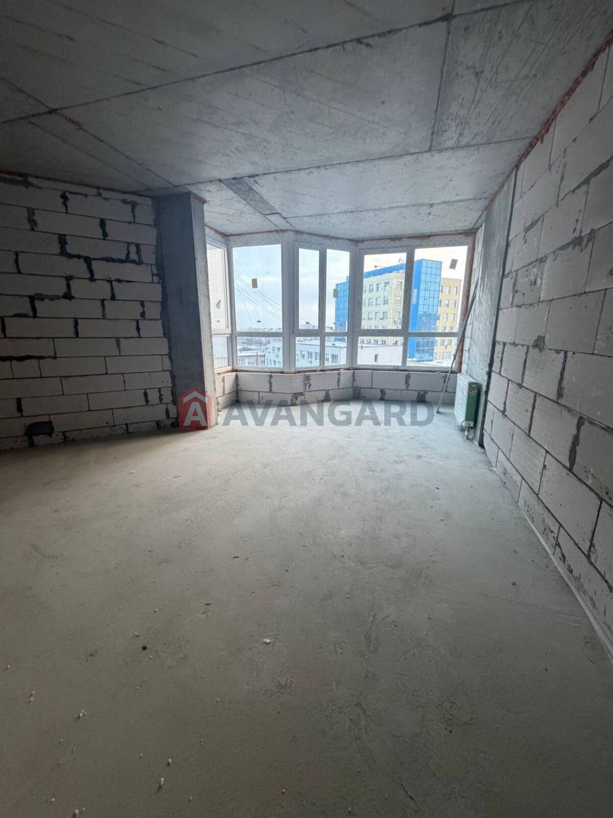 3 ����. ��������, 109,68/50,98/11,68 ��. �., 5/17 ���� ���� 5