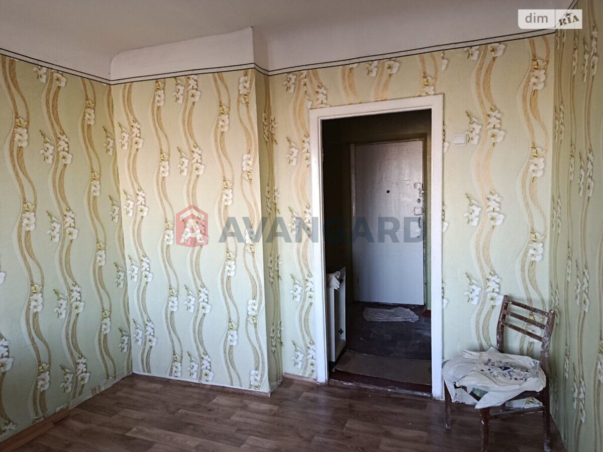 1 ����. ��������, 18/13/5 ��. �., 5/5 ���� ���� 3