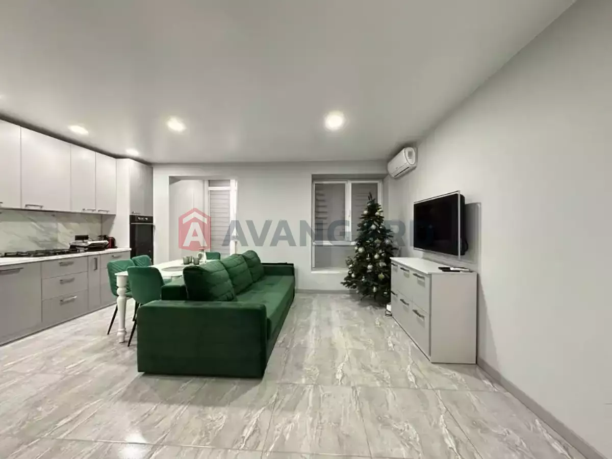 2 ��. ��������, 60/40/20 ��. �., 9/12 ������ ���� 5