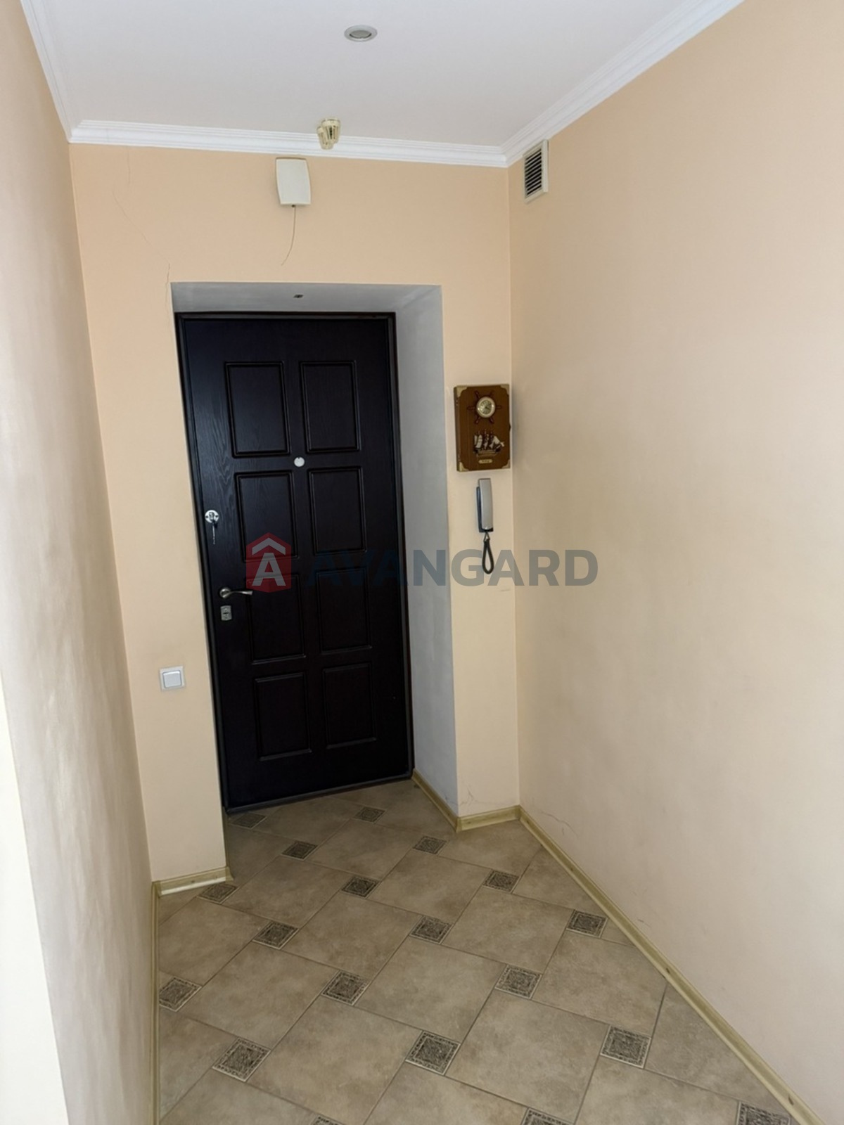 3 ��. ��������, 102/58/19 ��. �., 9/13 ������ ���� 6