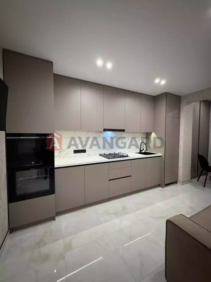 1 ��. ��������, 45/-/- ��. �., 8/10 ������ ���� 6