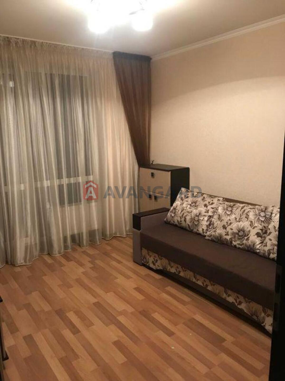 3 ��. ��������, 73/-/9 ��. �., 7/8 ������ ���� 14