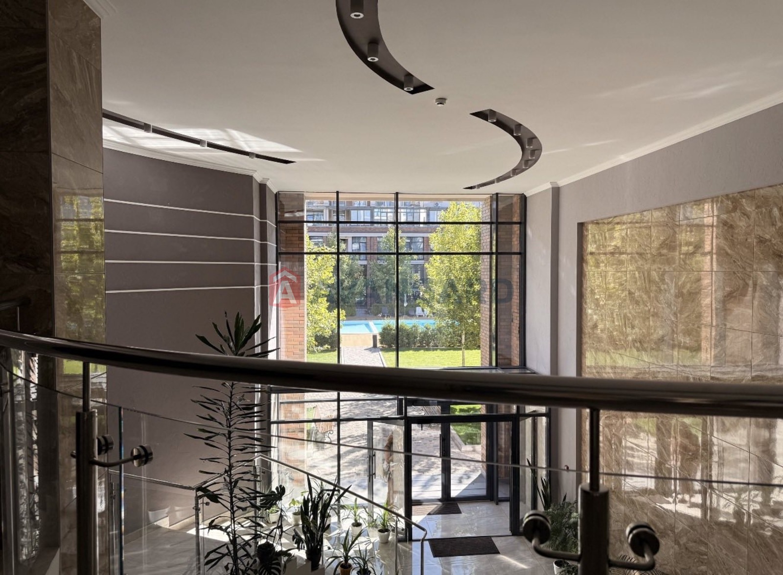 2 ��. ��������, 68/30/25 ��. �., 2/4 ������ ���� 6