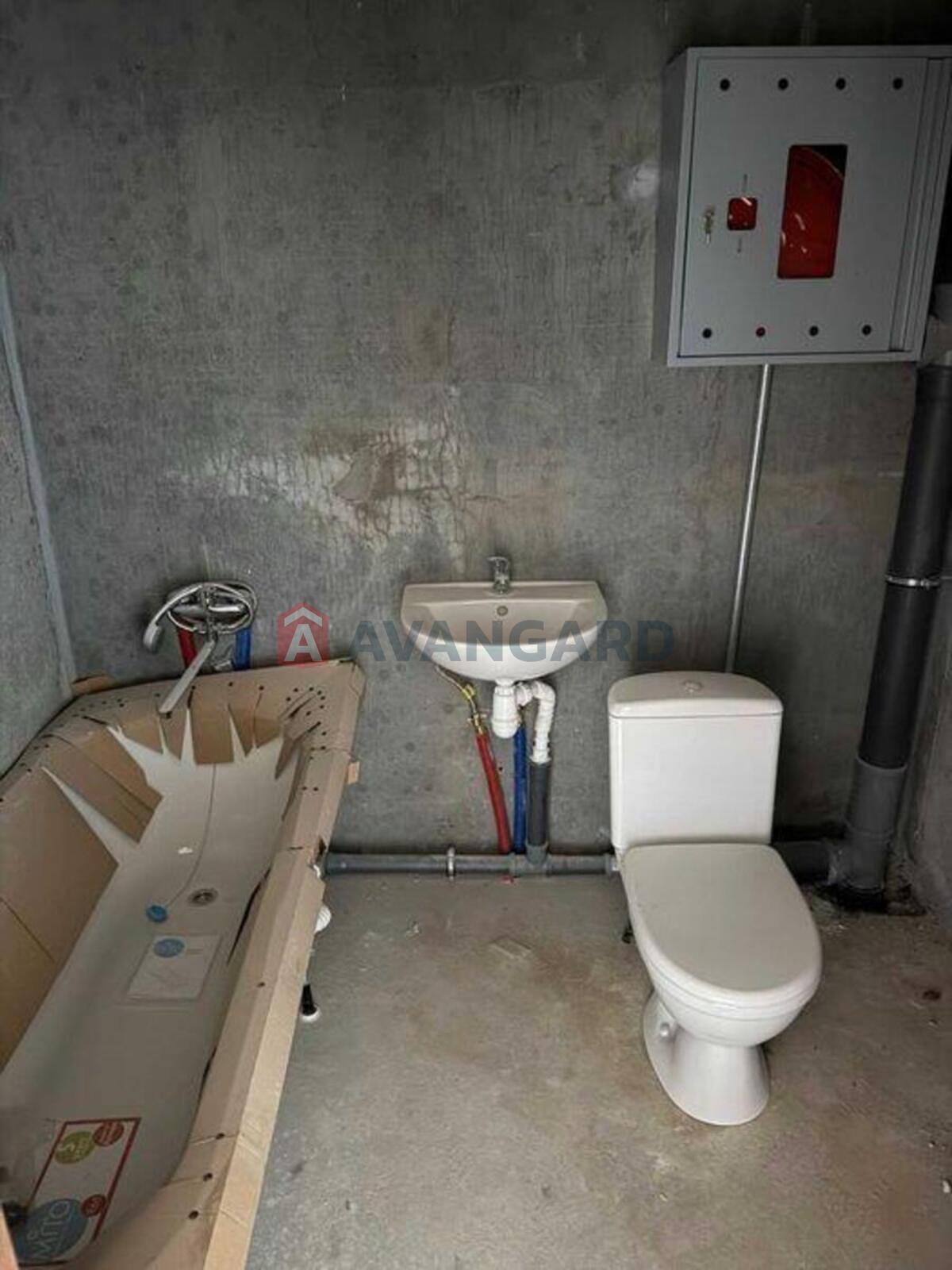 1 ��. ��������, 43/-/10 ��. �., 11/25 ������ ���� 4