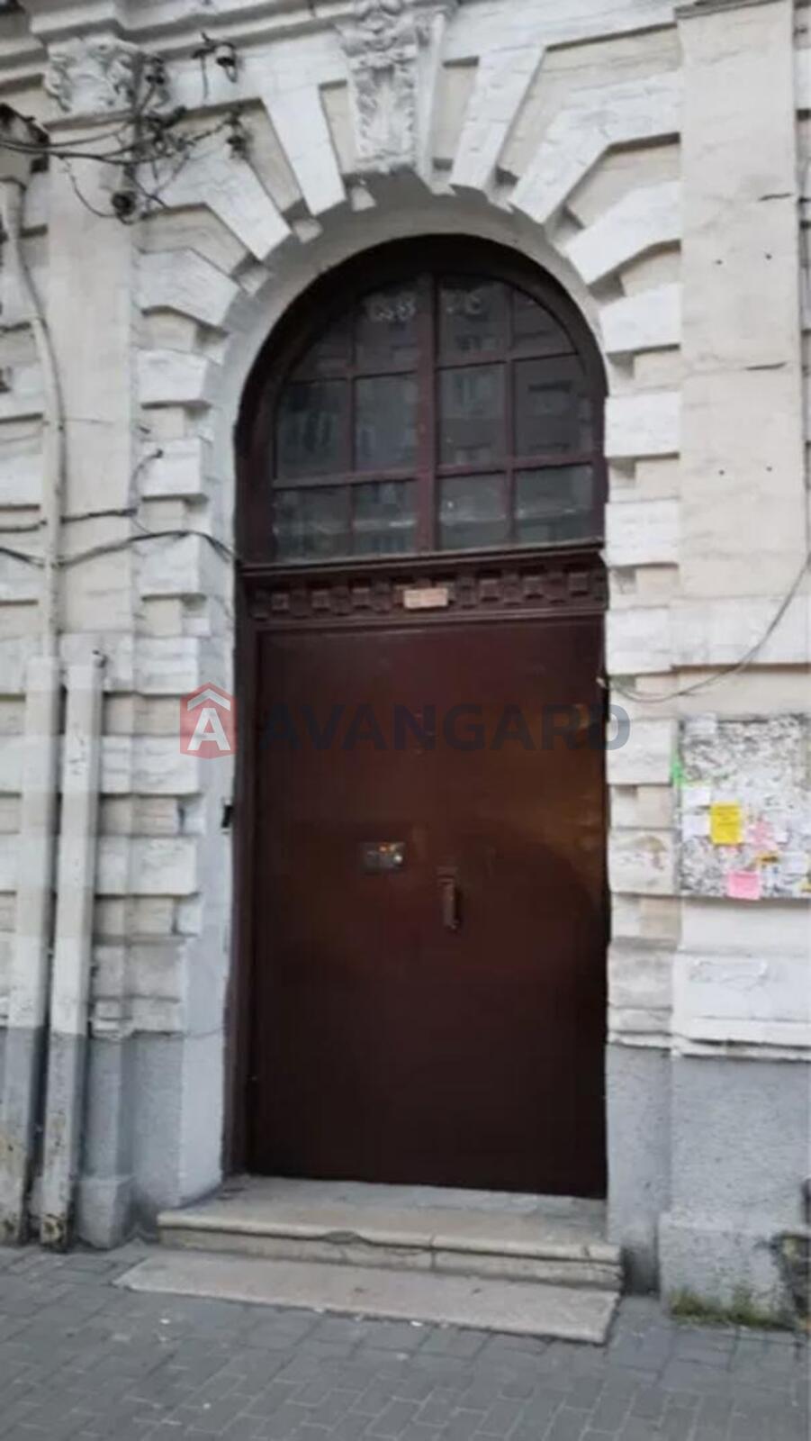 2 ��. ��������, 70/35/6 ��. �., 3/4 ������ ���� 9