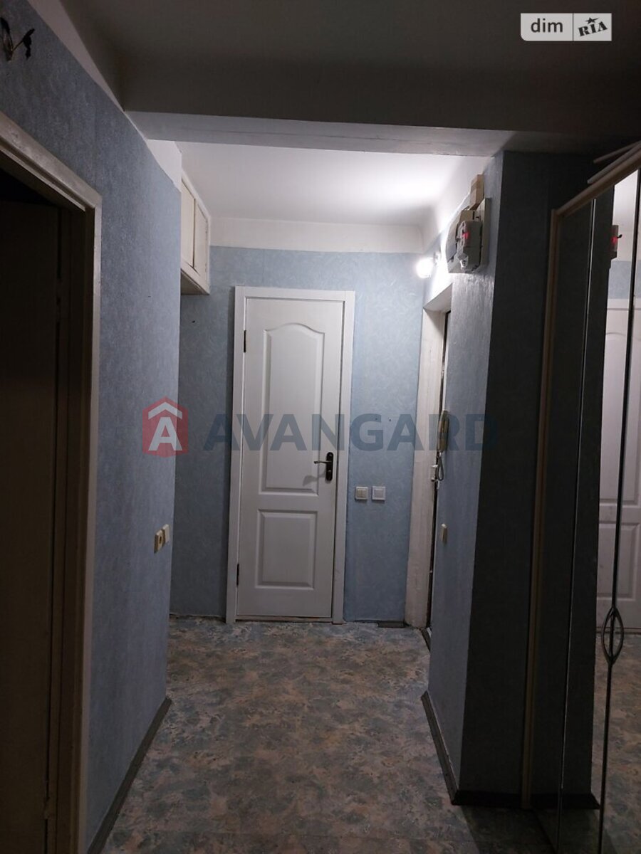 2 ��. ��������, 51/28/7 ��. �., 9/9 ������ ���� 6