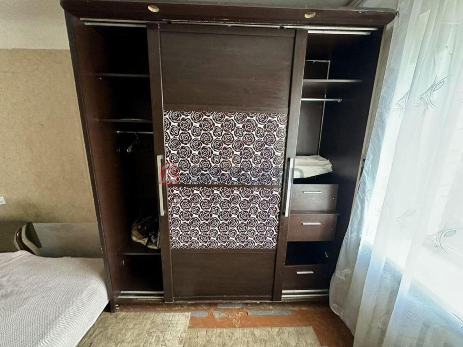 1 ��. ��������, 20/-/4 ��. �., 5/5 ������ ���� 7