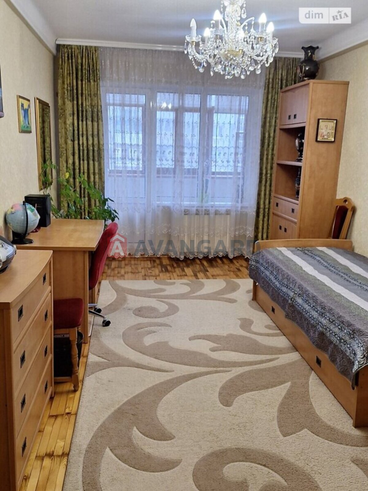 3 ����. ��������, 67/45/7 ��. �., 7/9 ���� ���� 14