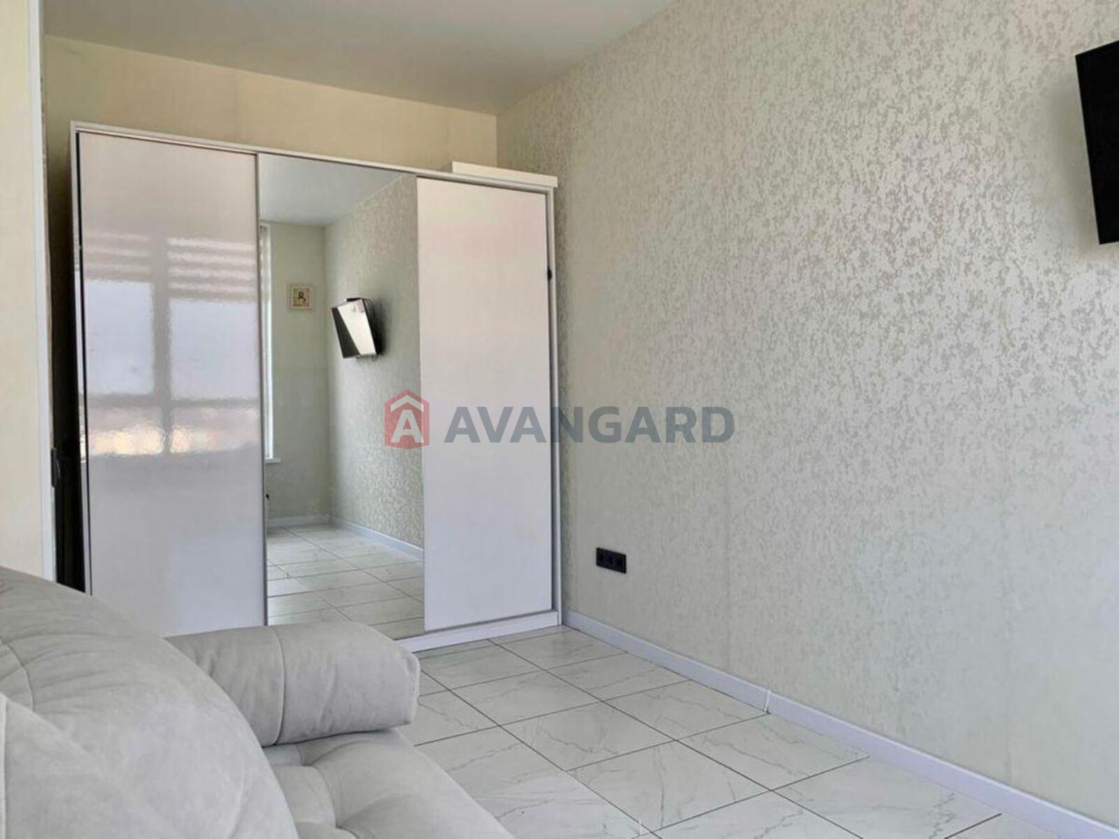 1 ��. ��������, 24/-/7 ��. �., 5/10 ������ ���� 9