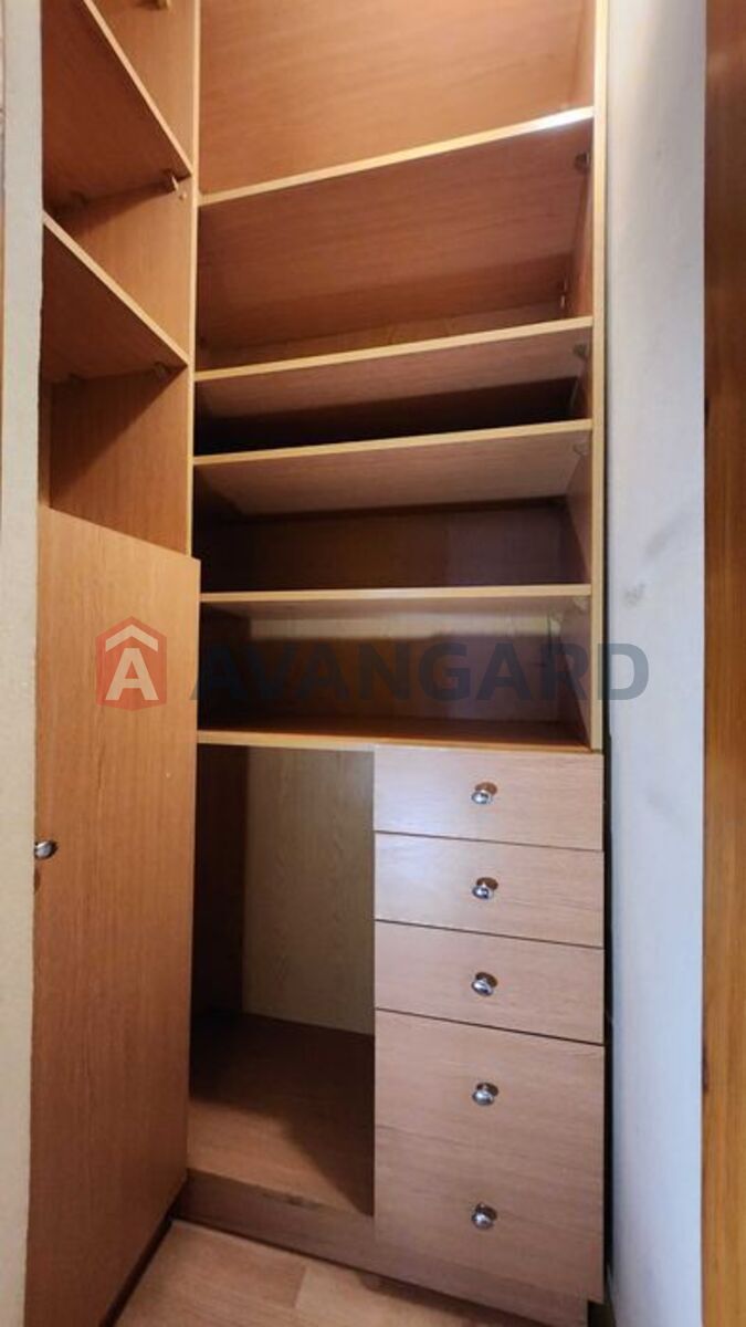 2 ��. ��������, 64/-/9 ��. �., 4/10 ������ ���� 10