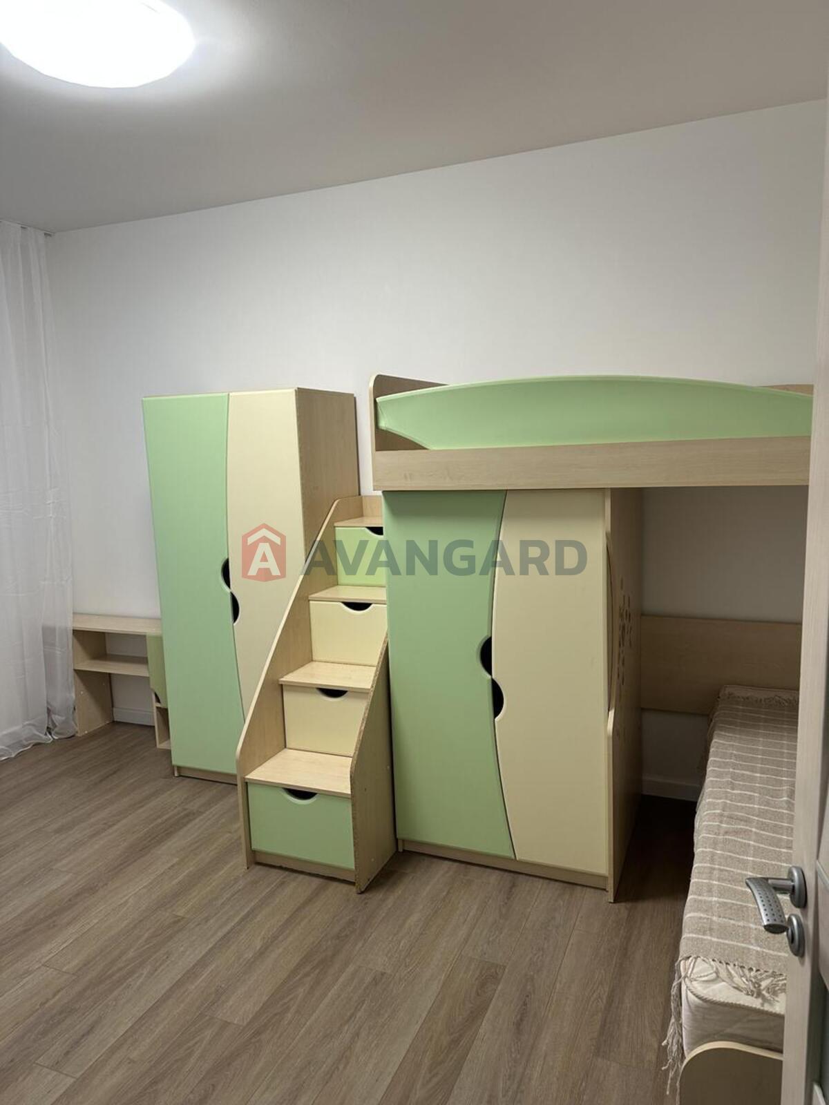 3 ��. ��������, 87/60/18 ��. �., 21/24 ������ ���� 7