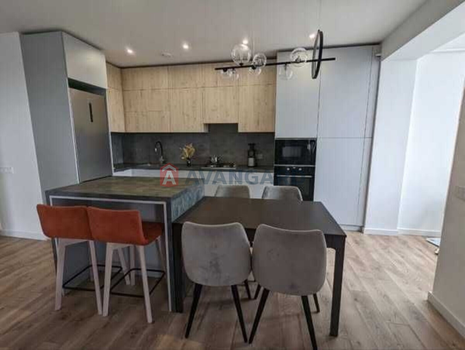 2 ��. ��������, 81/-/15 ��. �., 4/10 ������ ���� 1