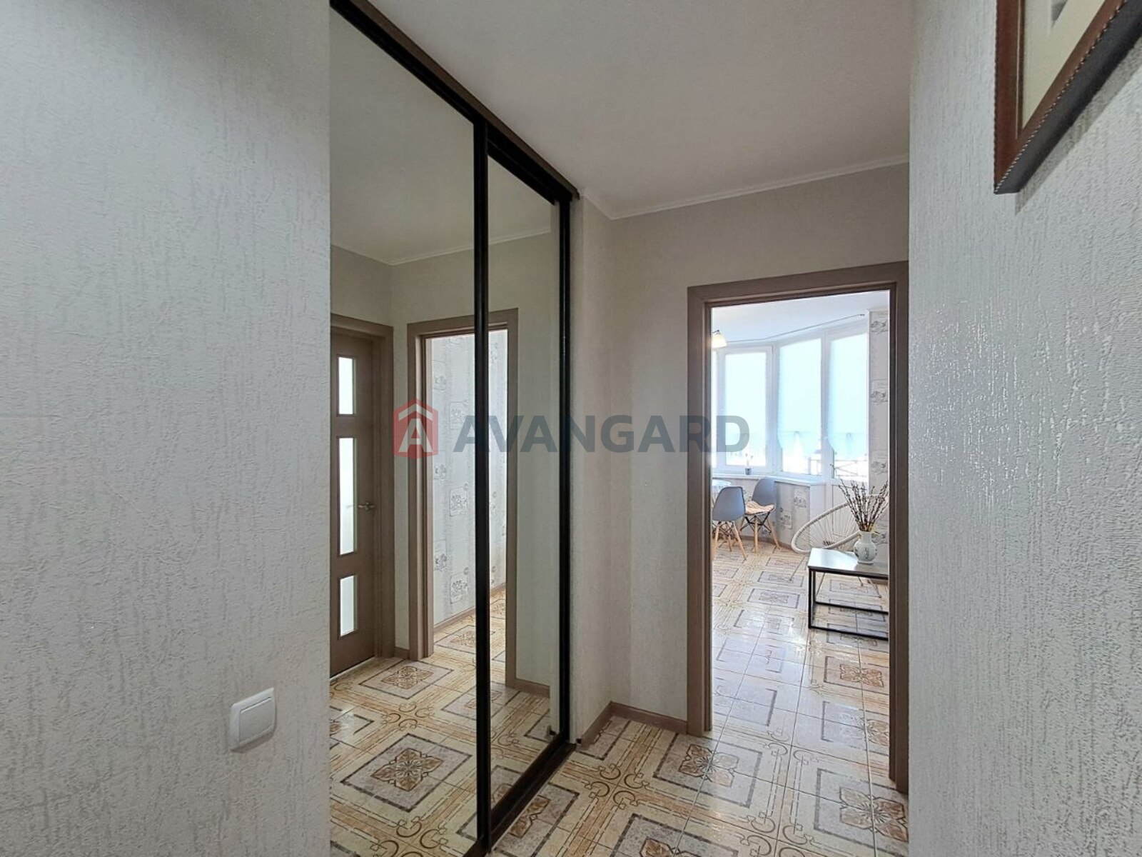 1 ����. ��������, 47.5/19.3/13.4 ��. �., 16/26 ���� ���� 13