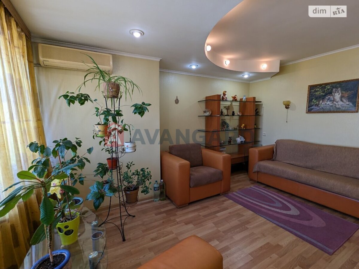 3 кім. квартира, 66/42/8 кв. м., 9/12 поверх фото 4 3 кім. квартира, 66/42/8 кв. м., 9/12 поверх фото 4