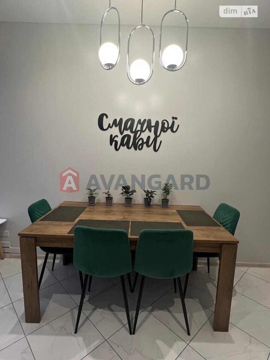 2 ����. ��������, 68/-/- ��. �., 5/5 ���� ���� 7