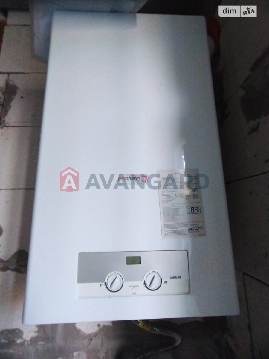 2 ��. ��������, 50/-/15 ��. �., 2/3 ������ ���� 14