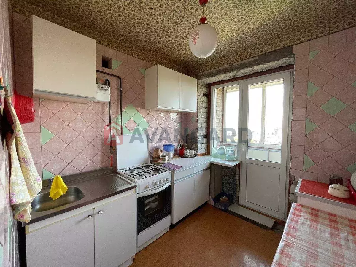 3 ��. ��������, 53/-/6 ��. �., 10/10 ������ ���� 11