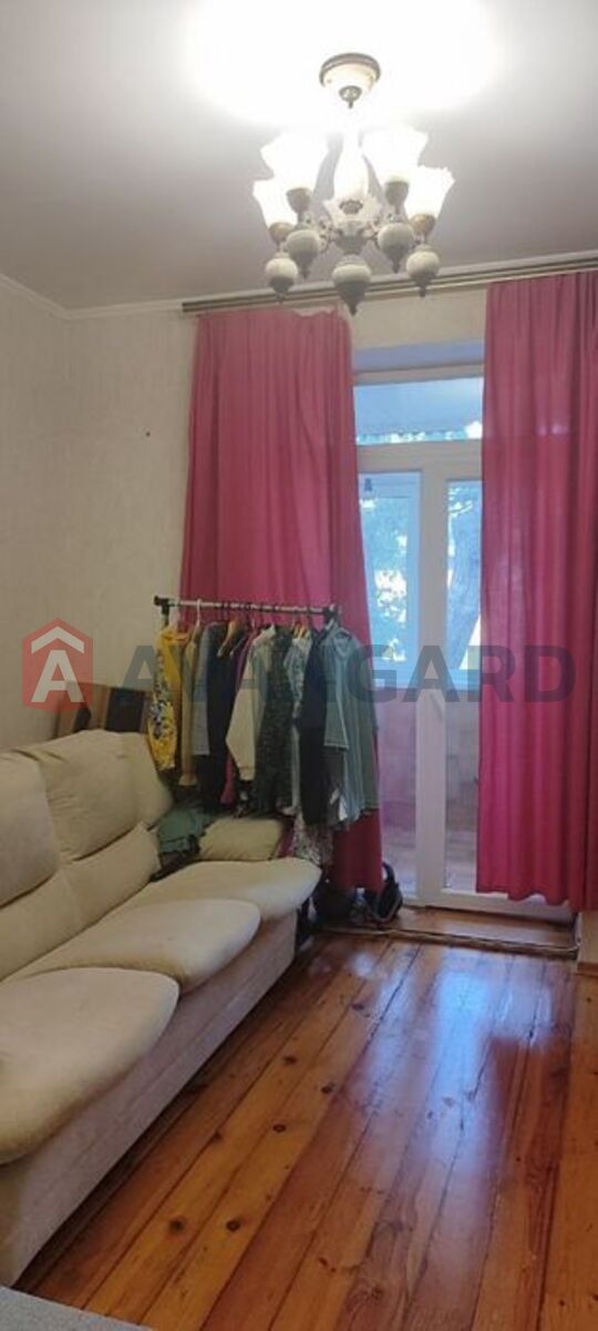 2 ��. ��������, 39/-/4 ��. �., 2/2 ������ ���� 5