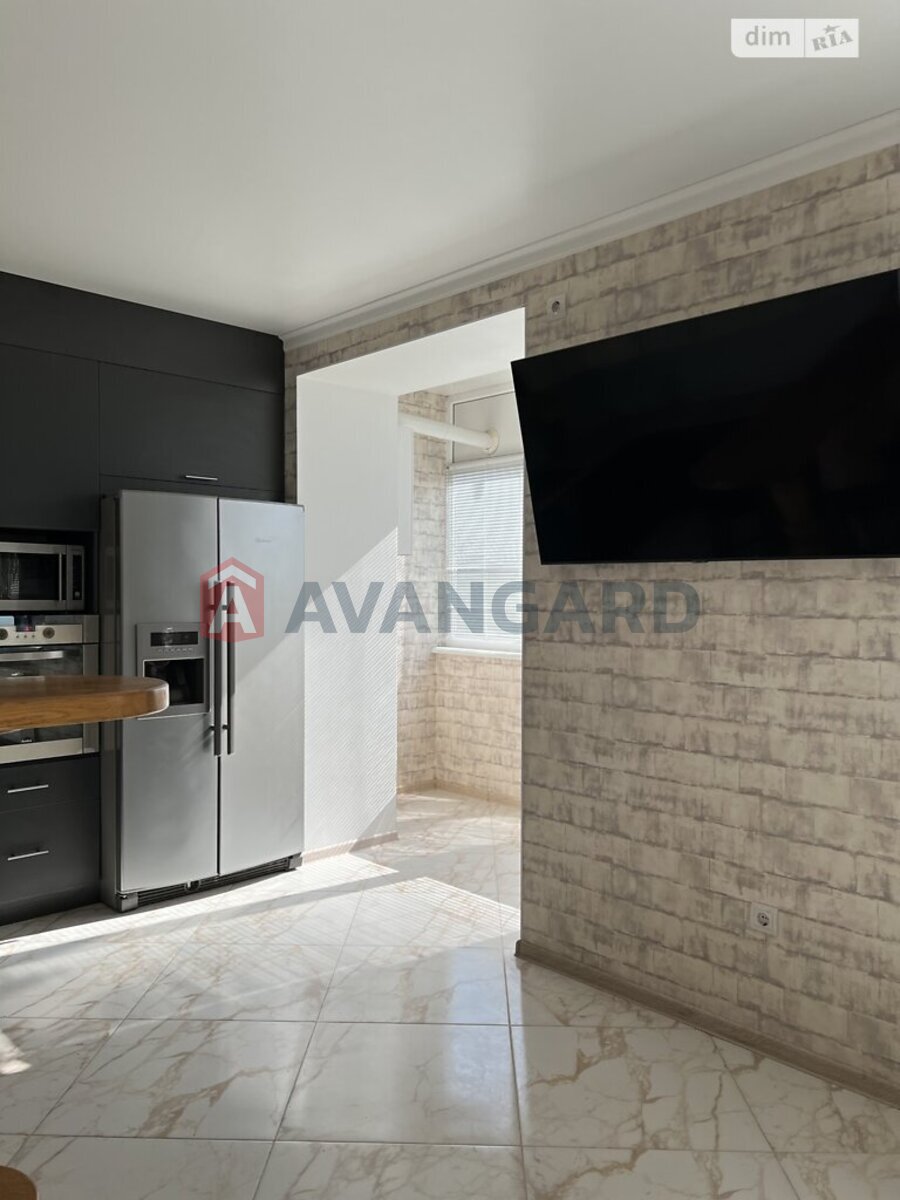 2 ��. ��������, 85/35/20 ��. �., 4/6 ������ ���� 5