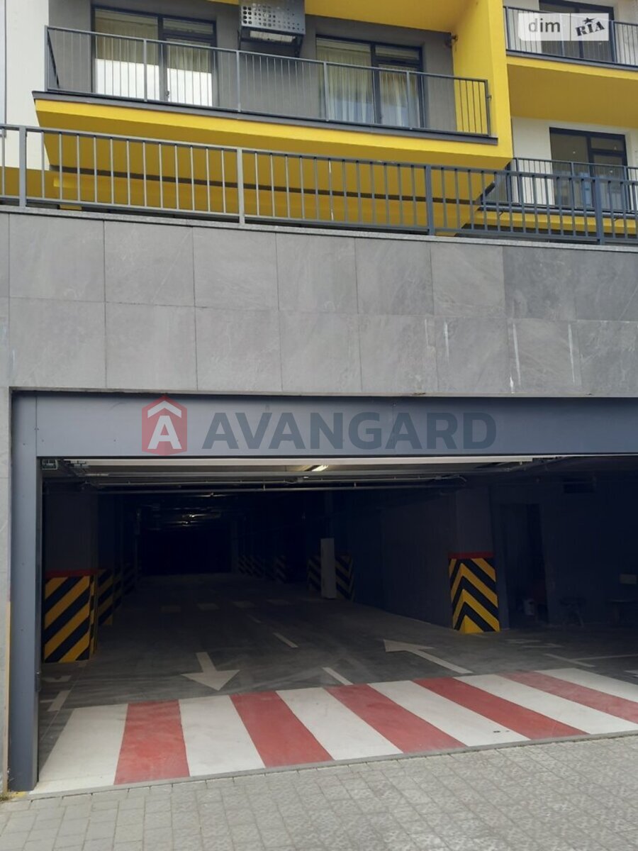 4 ��. ��������, 126/64/30 ��. �., 9/10 ������ ���� 25