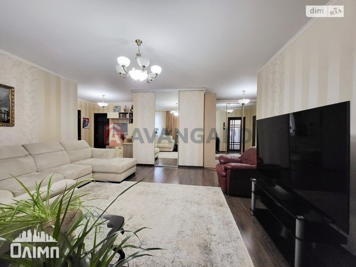 3 ��. ��������, 100/-/- ��. �., 7/9 ������ ���� 20