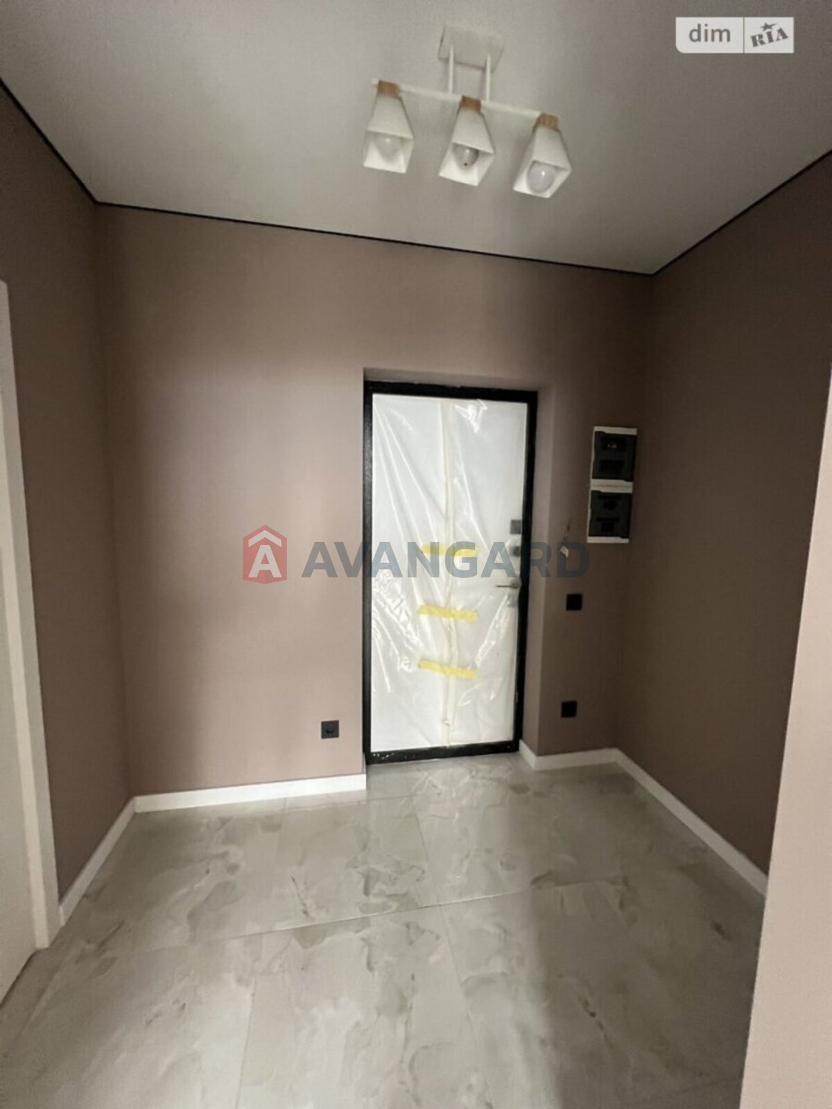 1 . , 40/-/- . ., 9/10   5