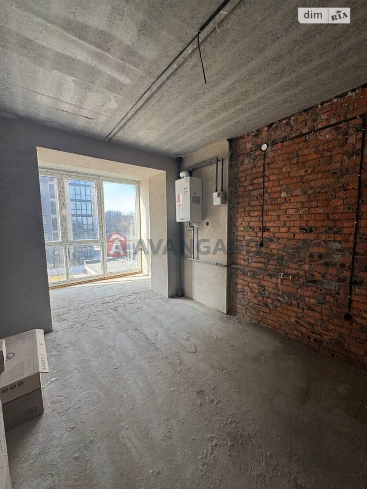 2 ��. ��������, 68/34/20 ��. �., 3/10 ������ ���� 1