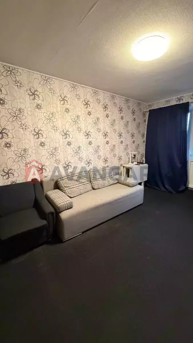 3 ��. ��������, 58/-/- ��. �., 5/5 ������ ���� 10