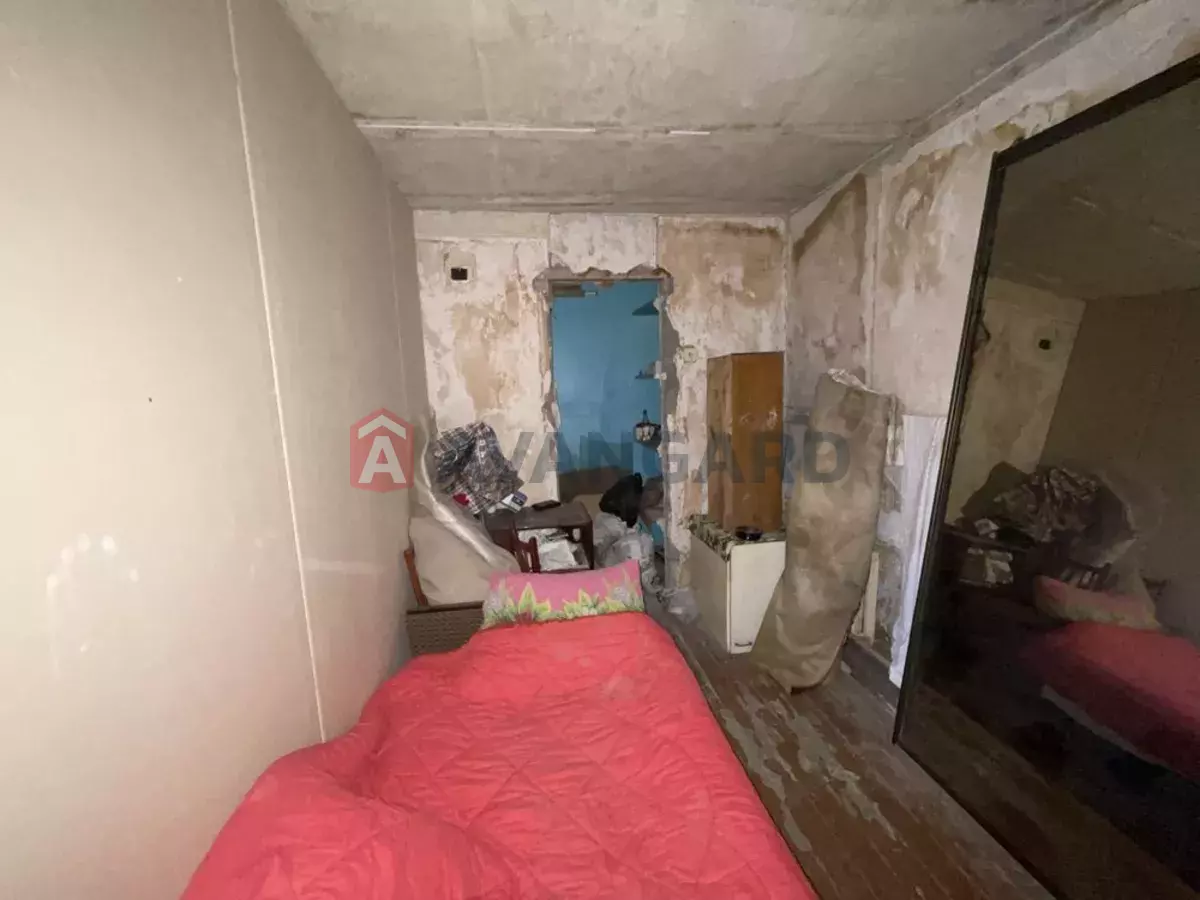 2 ��. ��������, 43/-/5 ��. �., 3/5 ������ ���� 4