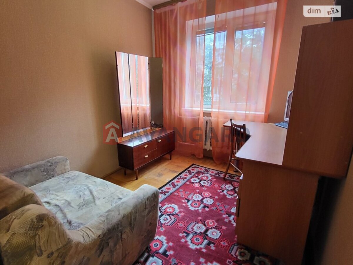 4 ��. ��������, 60/43/5 ��. �., 2/5 ������ ���� 2