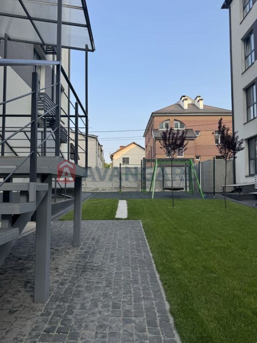 2 ��. ��������, 71/-/25 ��. �., 1/5 ������ ���� 20