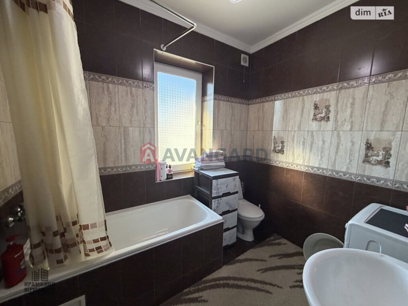 2 ��. ��������, 69/-/18 ��. �., 2/2 ������ ���� 9