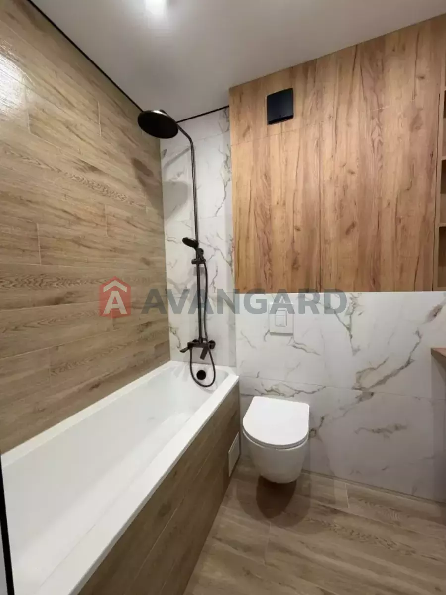 1 ��. ��������, 44/16/15 ��. �., 3/10 ������ ���� 11