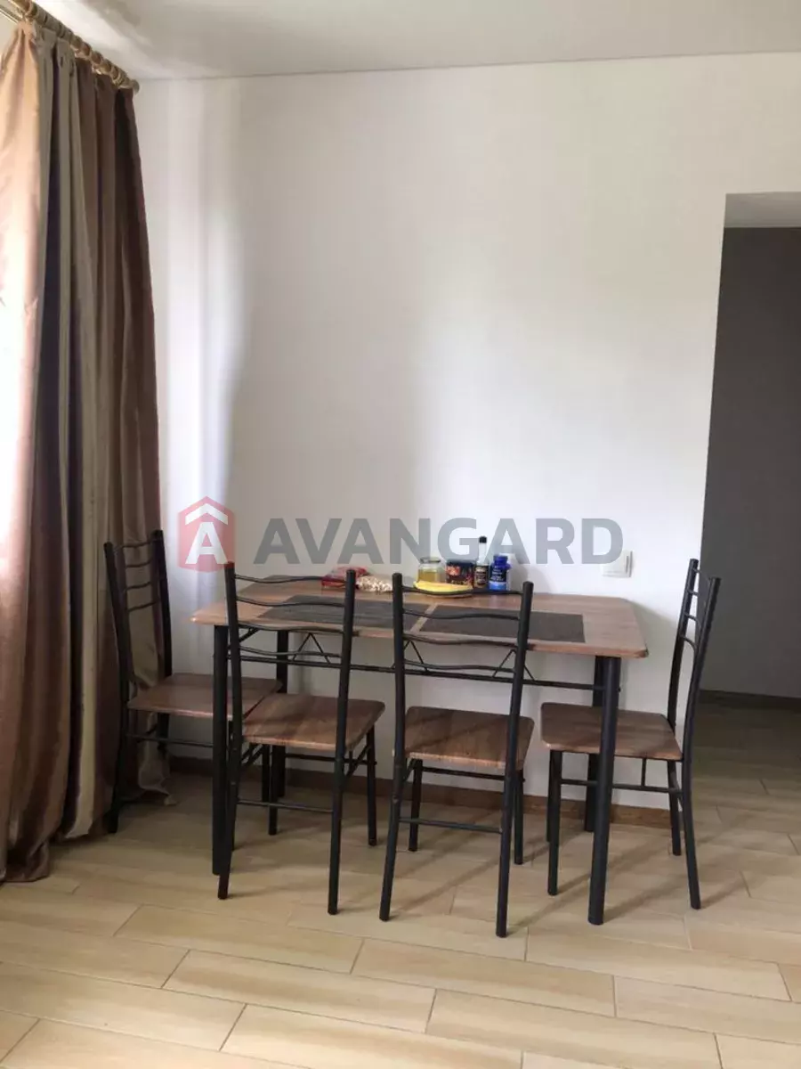 2 ��. ��������, 36/-/20 ��. �., 3/5 ������ ���� 7