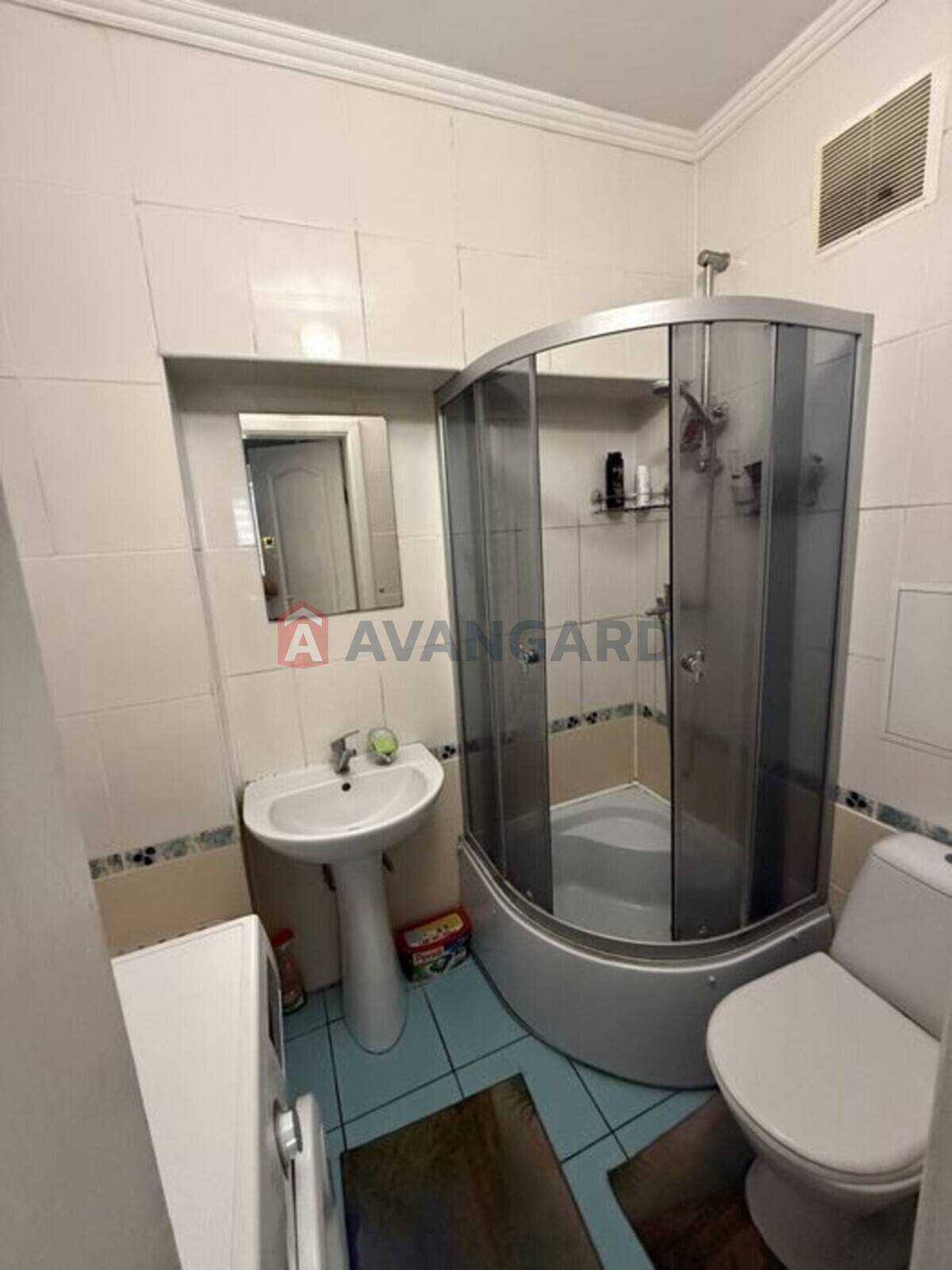 2 ��. ��������, 43/-/5 ��. �., 1/3 ������ ���� 4