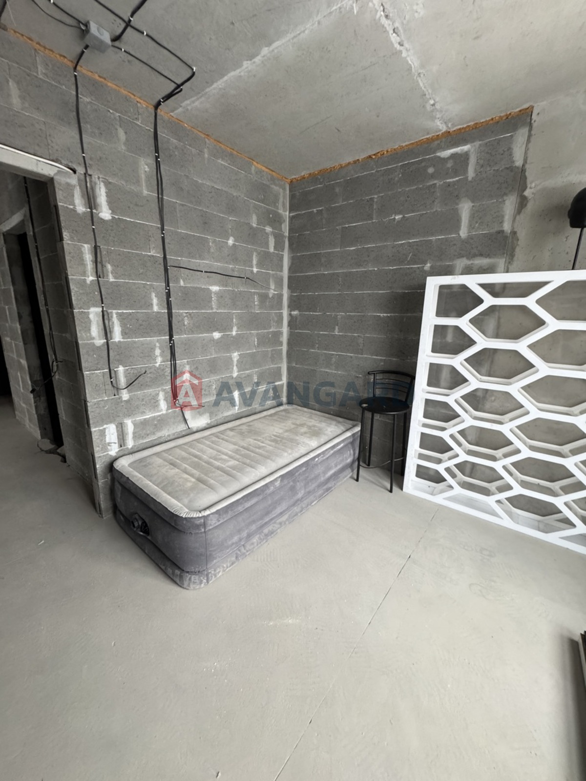 2 ��. ��������, 69/45/22 ��. �., 21/26 ������ ���� 23