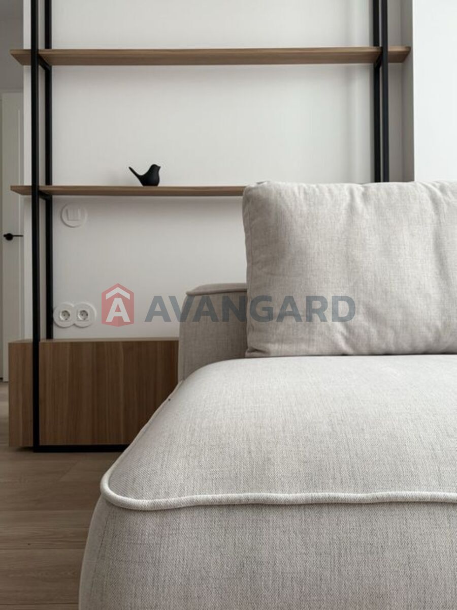 1 ��. ��������, 37/-/16 ��. �., 7/9 ������ ���� 8