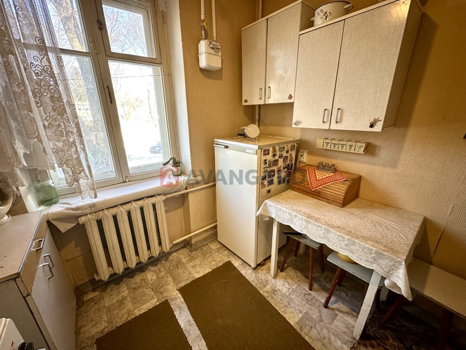 2 ��. ��������, 40/25/6 ��. �., 2/3 ������ ���� 13