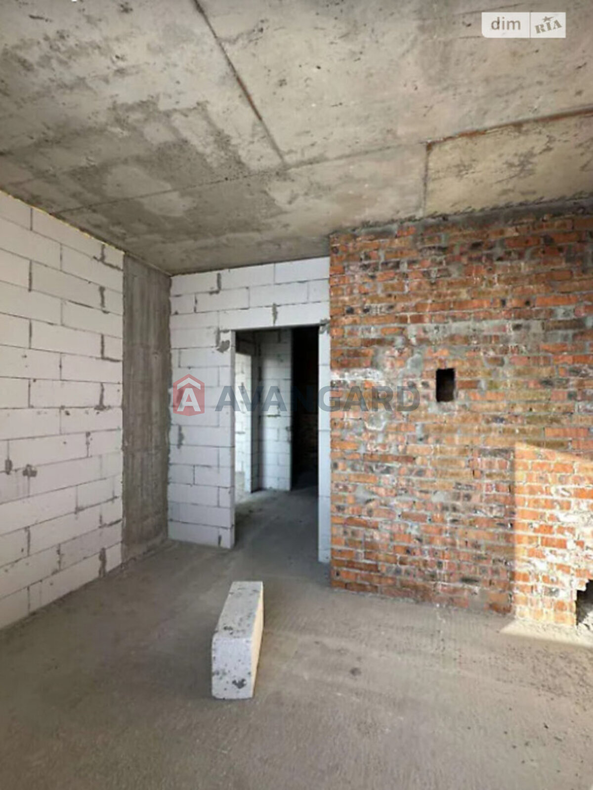 1 ��. ��������, 48/17/10 ��. �., 16/16 ������ ���� 6