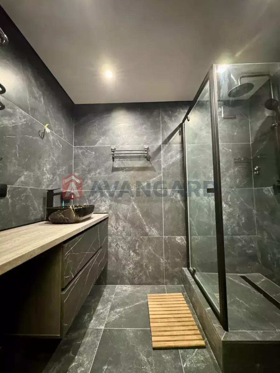 1 ��. ��������, 32/-/5 ��. �., 4/5 ������ ���� 1